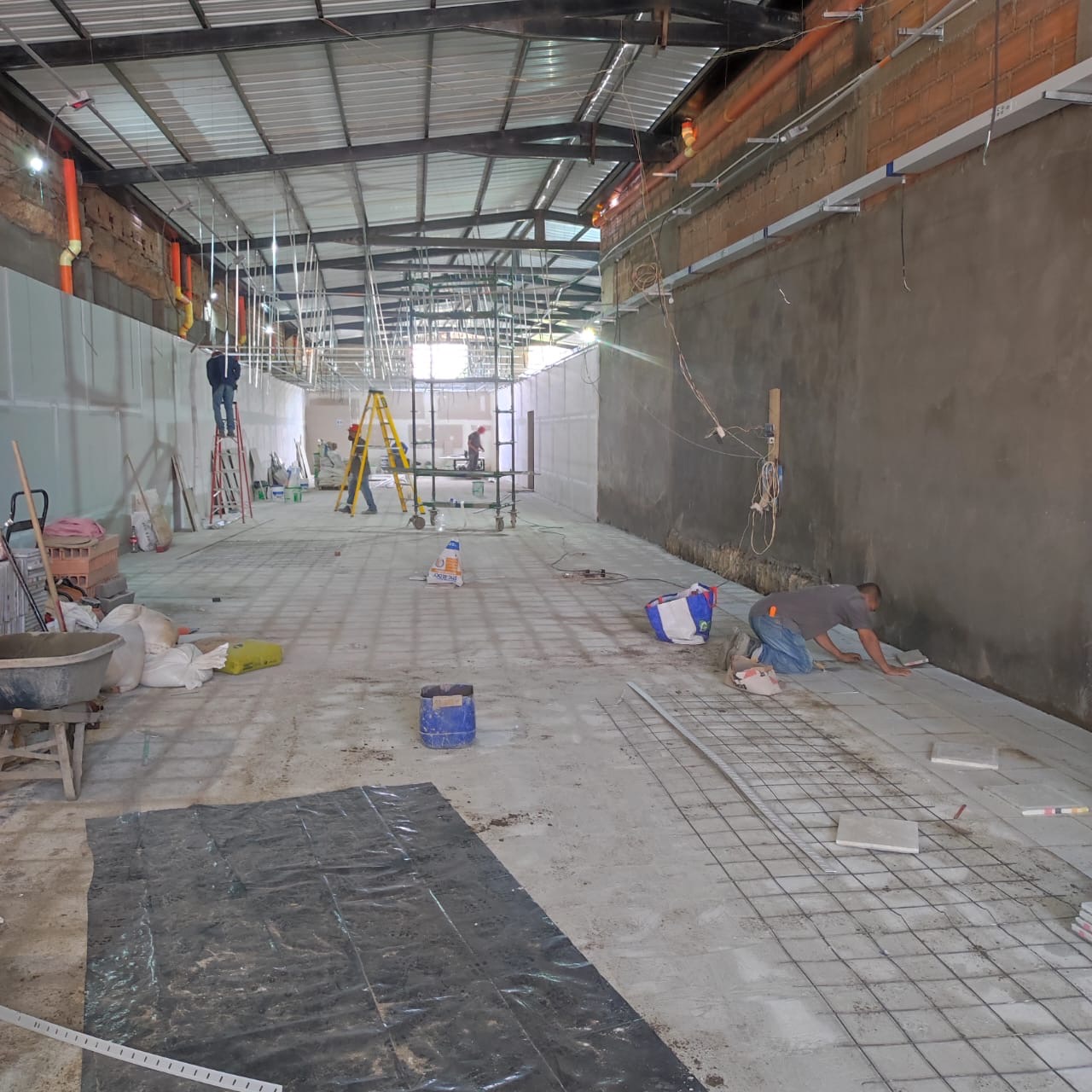 Reformas y construcción de locales comerciales | Konstruir