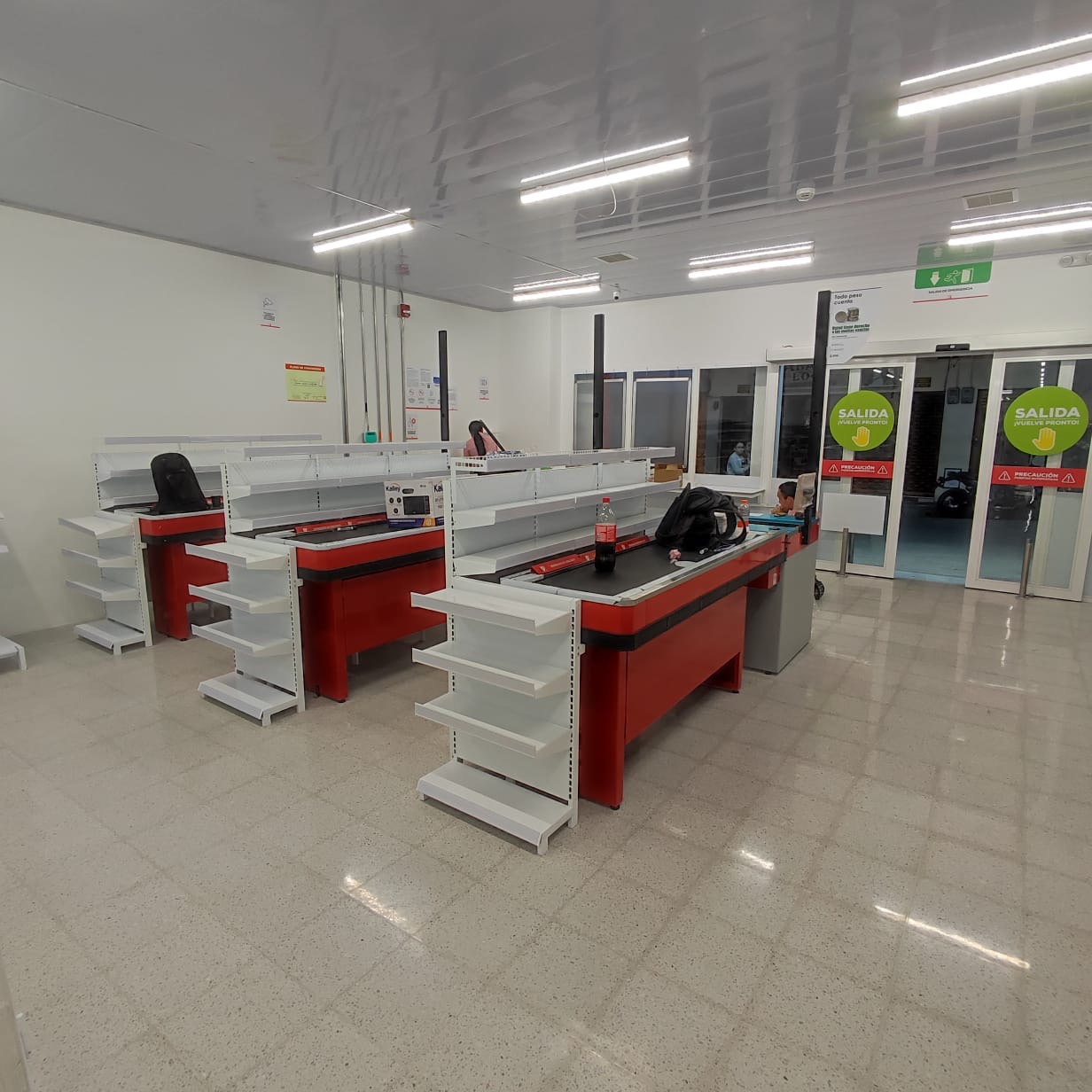 Reformas y construcción de locales comerciales | Konstruir